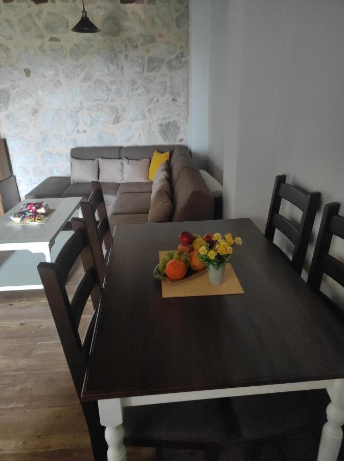 Rustic Stone House Villa Bar Ngoại thất bức ảnh